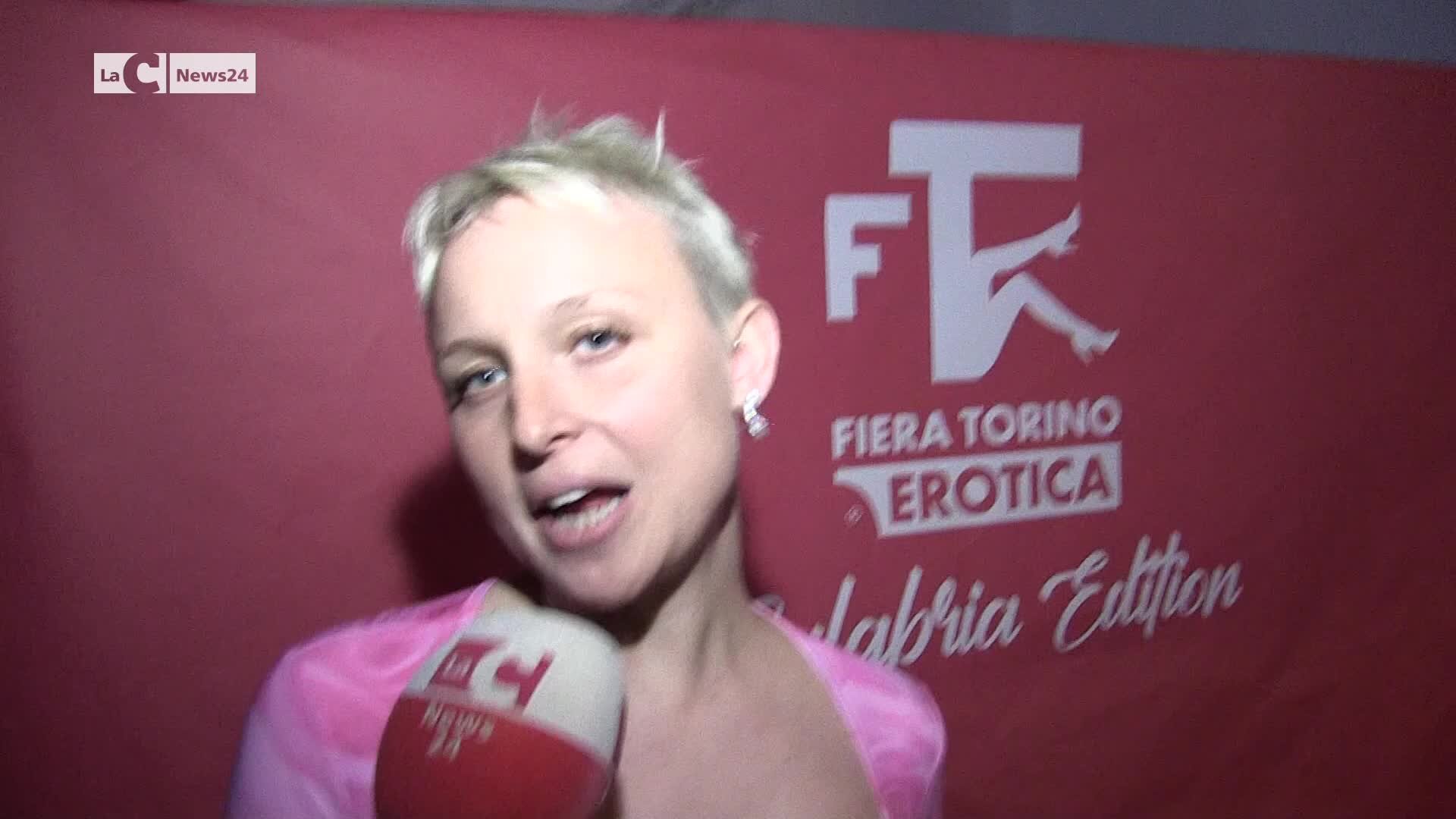 Fiera Erotica a Cosenza, boom di presenze per la tre giorni a luci rosse |  VIDEO